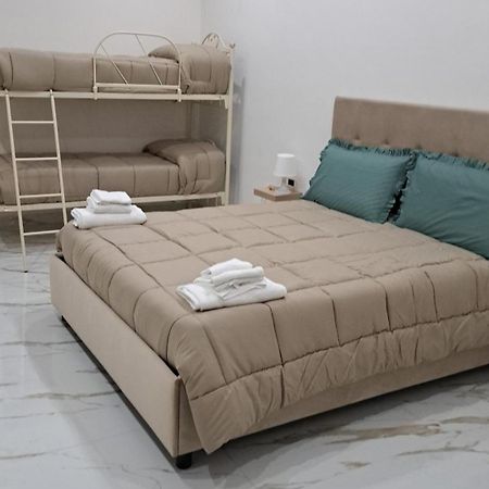 O Vascio E Nannin Apartment เนเปิลส์ ภายนอก รูปภาพ
